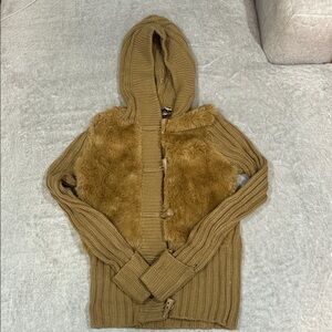 LOVE BY DESIGN • Tan Knit Cardigan with Faux Fur Small NWT